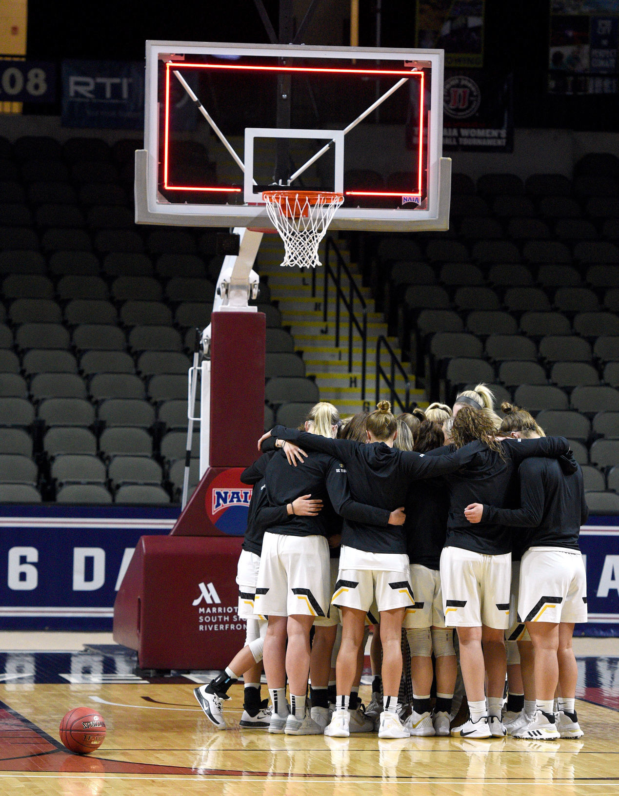 NAIA basketball tournament cancelled amid COVID-19 fears